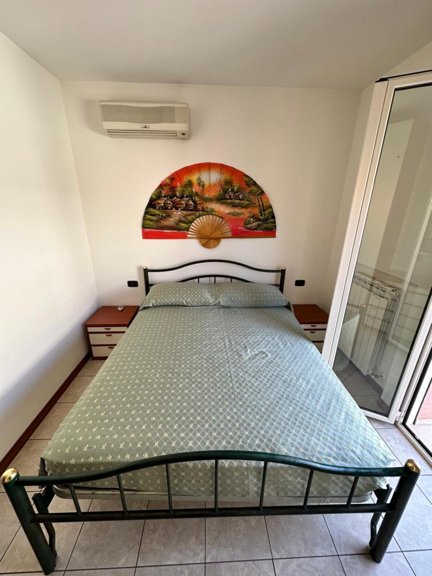 מרטינסיקורו Hotel Holiday חדר תמונה